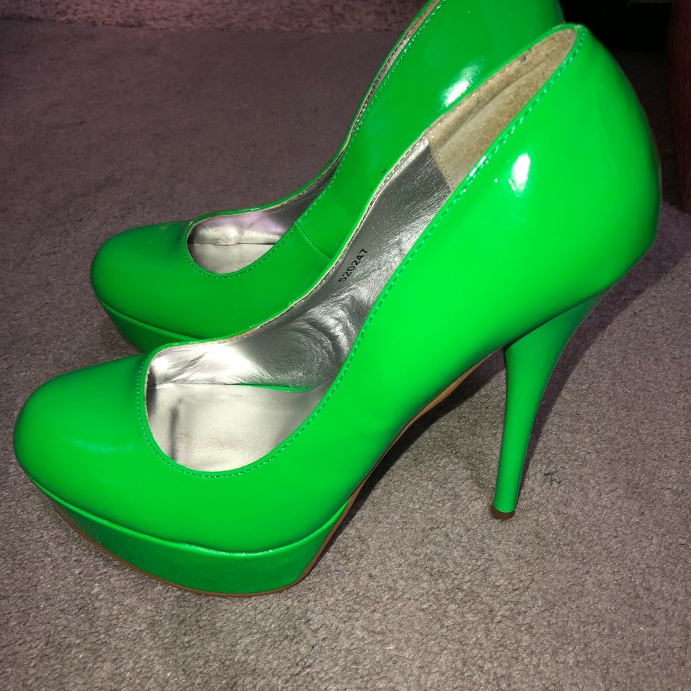 Lime Green Heels- Size 9